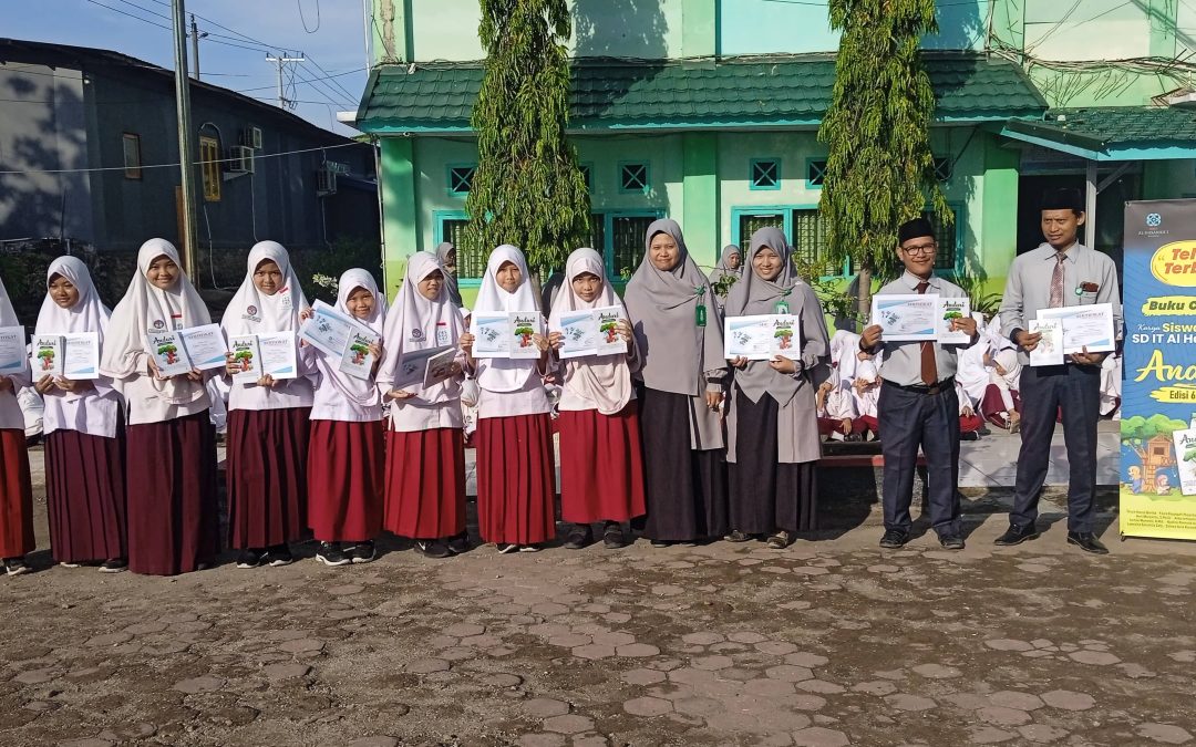 Bangun Budaya Literasi SDIT AlHasanah 1 Kembali Luncurkan Antologi Cerpen Karya Siswa 1080x675 1